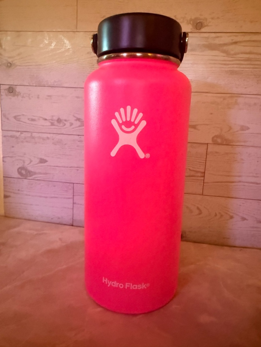 32 oz Flamingo Hydro Flask